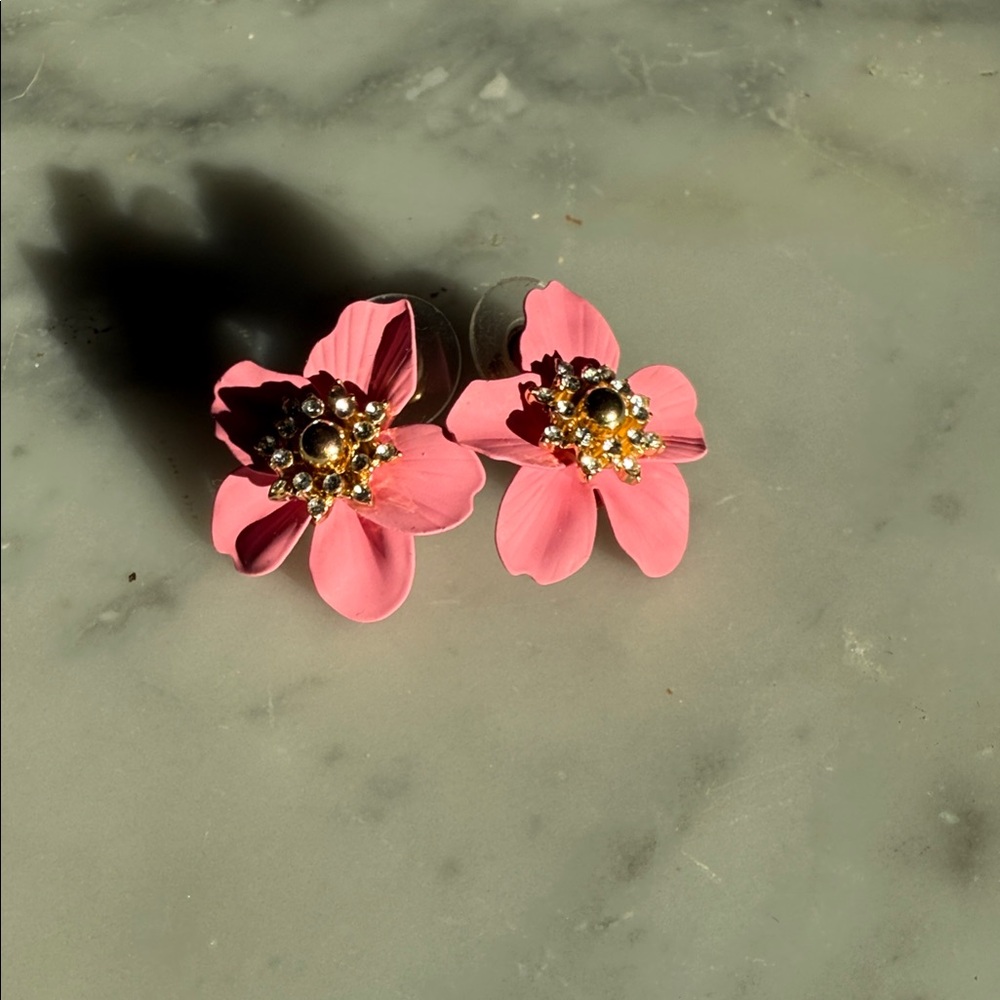 Lilly Pulitzer Flower earrings
